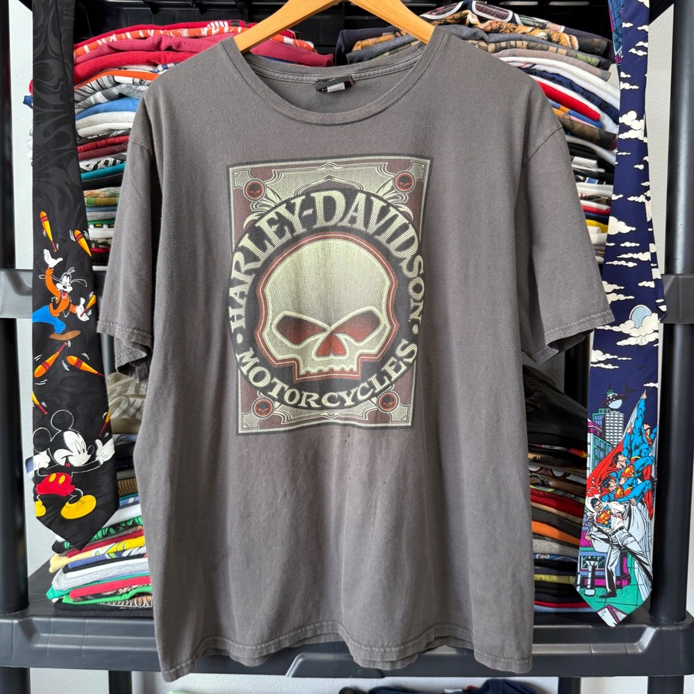 Y2K Faded Gray Harley-Davidson Skull Graphic T-Shirt XL Light Marks